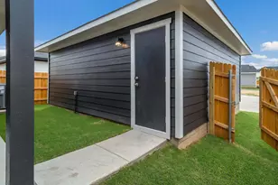 313 El Seibo Ln, Bastrop, TX 78602 - Photo 14