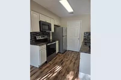 1207 Southport Drive #108, Austin, TX 78704 - Photo 2