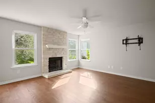 17841 Park Valley Dr, Round Rock, TX 78681 - Photo 4