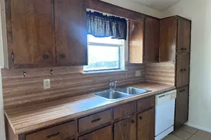 114 Thorne Rd, Cedar Creek, TX 78612 - Photo 6