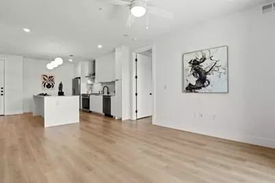 1701 Simond Avenue #418, Austin, TX 78723 - Photo 10