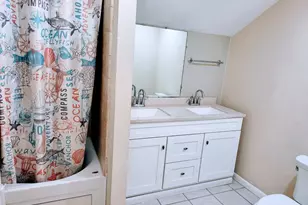 10045 Woodland Village Dr, Austin, TX 78750 - Photo 4