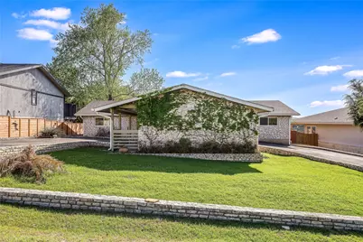 2802 Douglas Cove, Lago Vista, TX 78645 - Photo 2