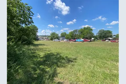 1000 E 2nd Avenue E, Belton, TX 76513 - Photo 12