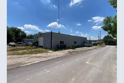 1000 E 2nd Avenue E, Belton, TX 76513 - Photo 10