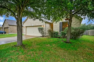 1029 Hyde Park Dr, Round Rock, TX 78665 - Photo 2