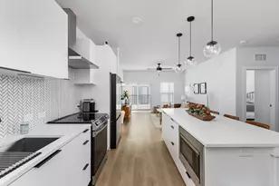 2500 Longview St, Austin, TX 78705 - Photo 8