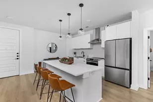 2500 Longview St, Austin, TX 78705 - Photo 12