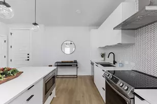 2500 Longview St, Austin, TX 78705 - Photo 8
