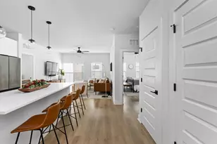 2500 Longview St, Austin, TX 78705 - Photo 6