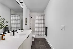 2500 Longview St, Austin, TX 78705 - Photo 28