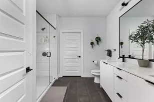 2500 Longview St, Austin, TX 78705 - Photo 20