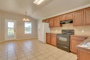 6013 Constellation Cir, Del Valle, TX 78617 - Photo 8