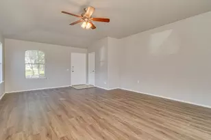 6013 Constellation Cir, Del Valle, TX 78617 - Photo 6