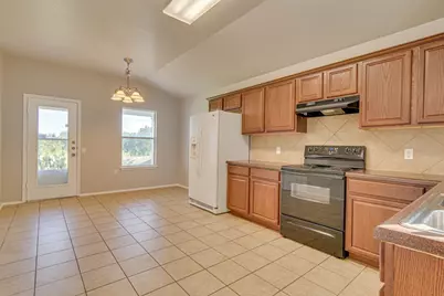 6013 Constellation Circle, Del Valle, TX 78617 - Photo 8