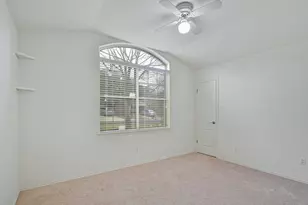 8605 Ganttcrest Dr, Austin, TX 78749 - Photo 18
