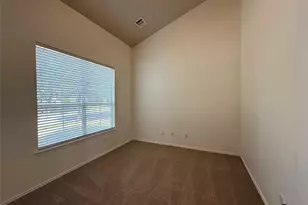 104 Lava Bed Dr, Pflugerville, TX 78660 - Photo 4