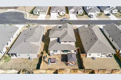 110 Rainmaker Cove, Bastrop, TX 78602 - Photo 2