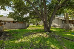 1003 Solano Dr, Austin, TX 78750 - Photo 24