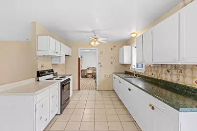 311 Leslie Drive, Kerrville, TX 78028 - Photo 12