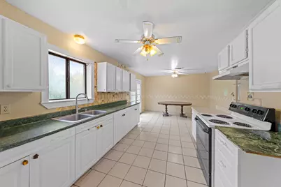 311 Leslie Drive, Kerrville, TX 78028 - Photo 14