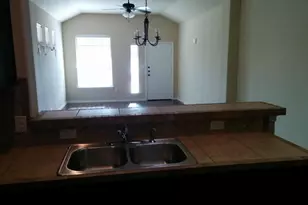 155 Creekside Villa Dr, Kyle, TX 78640 - Photo 6