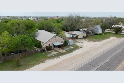 201, 203, 205, & 207 S Highway 183, Leander, TX 78641 - Photo 1