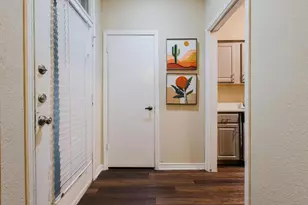 1910 Robbins Pl, Austin, TX 78705 - Photo 24