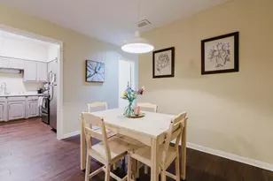 1910 Robbins Pl, Austin, TX 78705 - Photo 10