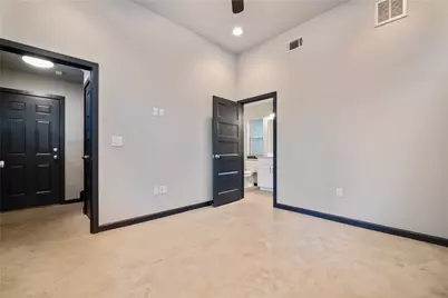3704 Harmon Avenue #B, Austin, TX 78705 - Photo 8