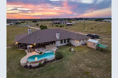 209 Stonehouse Drive, Liberty Hill, TX 78642 - Photo 2