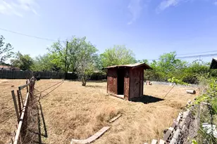 5206 N Imperial Dr, Austin, TX 78724 - Photo 18