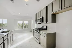 17921 Cipresso Wy, Pflugerville, TX 78660 - Photo 12
