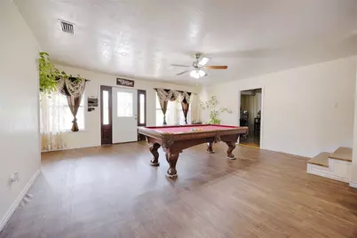 113 Thiele Drive, Yoakum, TX 77995 - Photo 8