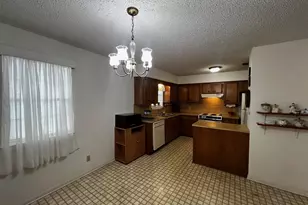 240 S Reed Circle, La Grange, TX 78945 - Photo 8