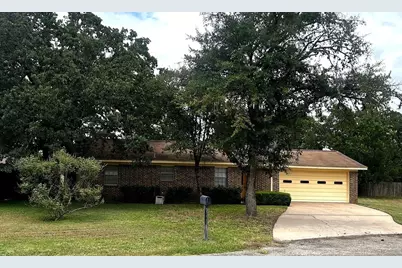 240 S Reed Circle, La Grange, TX 78945 - Photo 1