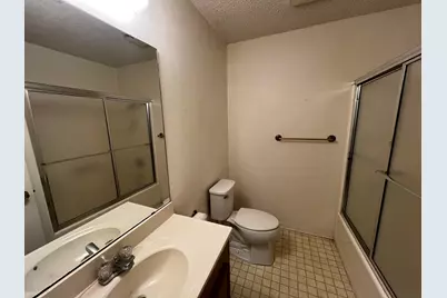 240 S Reed Circle, La Grange, TX 78945 - Photo 14