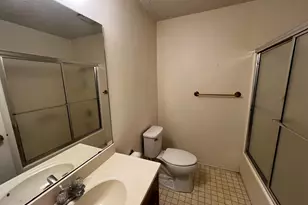 240 S Reed Circle, La Grange, TX 78945 - Photo 14