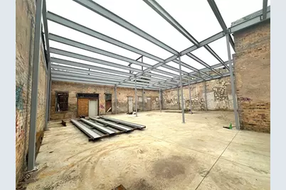 110 W 1st Street, Taylor, TX 76574 - Photo 4