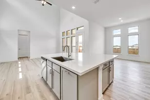 209 Rock Daisy Trl, Hutto, TX 78634 - Photo 2