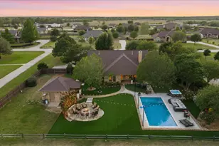 111 Axis Trail, Bastrop, TX 78602 - Photo 2