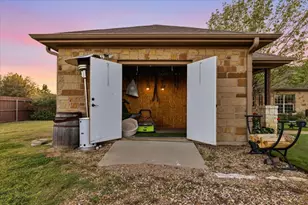 111 Axis Trail, Bastrop, TX 78602 - Photo 40