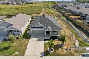 504 Big Cypress Bayou Rd, Hutto, TX 78634 - Photo 36