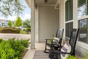 206 Orchard Park Dr, Liberty Hill, TX 78642 - Photo 2