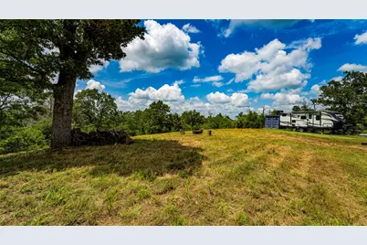 1470 22 Hills Road, Gause, TX 77857 - Photo 2