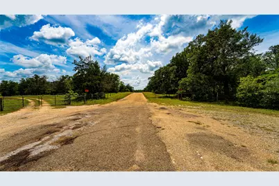 1470 22 Hills Road, Gause, TX 77857 - Photo 8