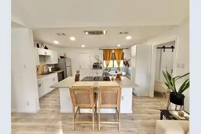 308 River Hills Drive, San Marcos, TX 78666 - Photo 2