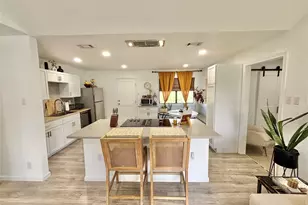 308 River Hills Dr, San Marcos, TX 78666 - Photo 2