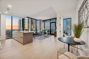610 Davis St, Austin, TX 78701 - Photo 2