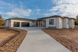 6425 Ranch Rd 962 W, Round Mountain, TX 78663 - Photo 2